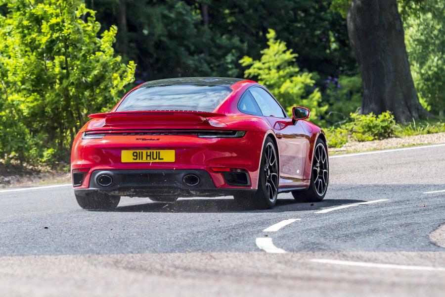  Porsche 911 Turbo S (992) 2020 года  (UK) (фото 19 из 42)